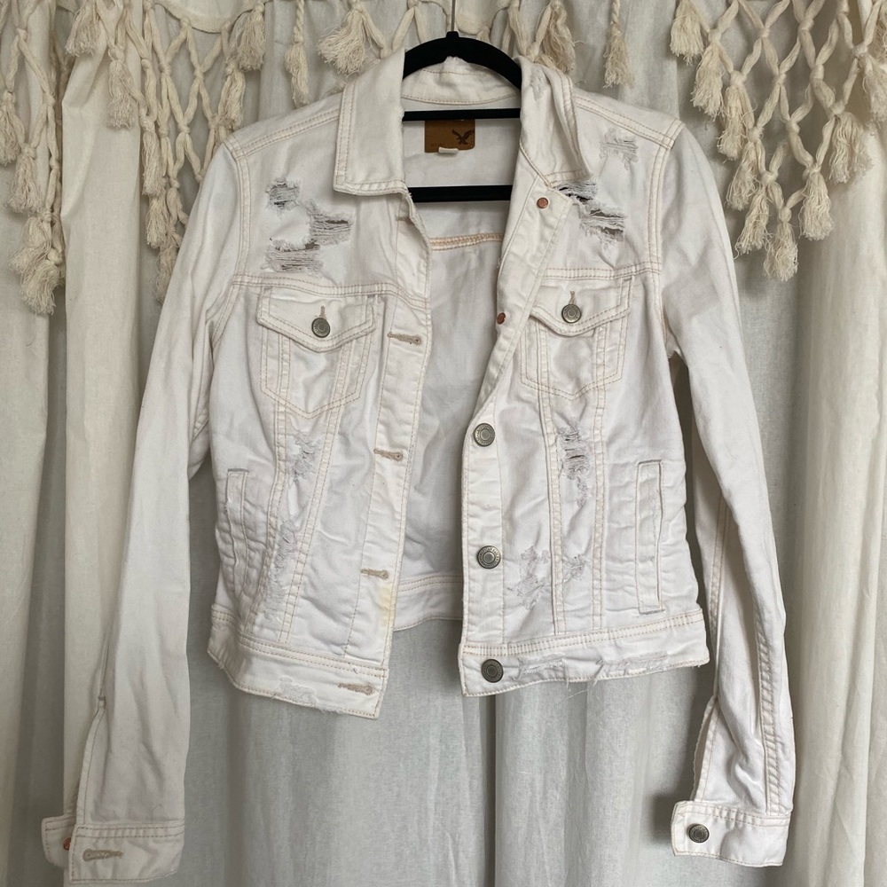 white denim jacket american eagle